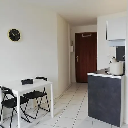 L6 - And Premium Flat Close Paris - Wifi & Netflix Longjumeau