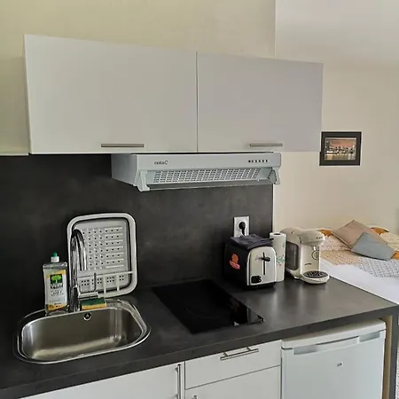 L6 - And Premium Flat Close Paris - Wifi & Netflix Apartment *